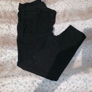 Black Skinny Jeans